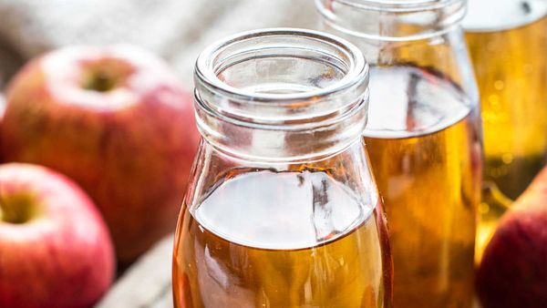 Wajib Tahu! Segudang Manfaat Cuka Apel untuk Tanaman Hias