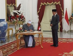 Presiden Jokowi Terima Kunjungan Grand Syekh Al-Azhar Ahmed Al Tayeb di Istana Merdeka