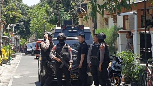 Berita Kriminal: Terduga Teroris, Densus 88 Ringkus Dua Anggota JAD di Yogyakarta