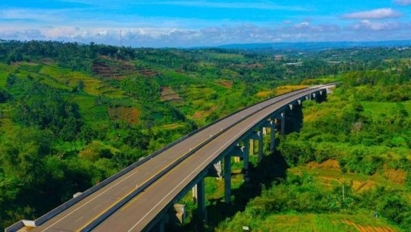 PUPR Sebut Pembangunan Tol Bocimi Bakal Lanjut hingga Bandung