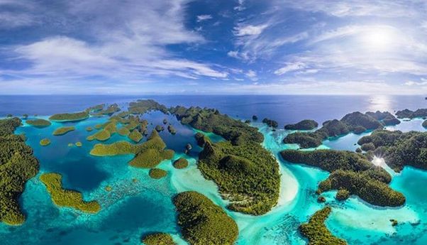 Tempat Wisata di Tanah Papua yang Wajib Dikunjungi