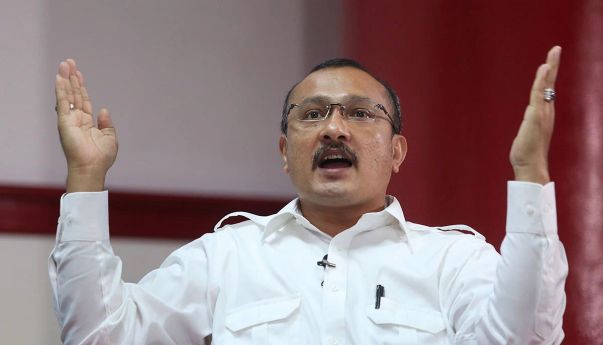 Ferdinand Hutahaean Disebut Mualaf tapi Murtad, Buya Yahya: “Tidak Bangga dengan Islam Itu Murtad”