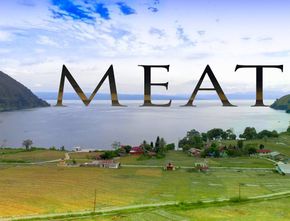 Melihat Proses Pembuatan Ulos Khas Medan di Desa Meat, Toba Samosir