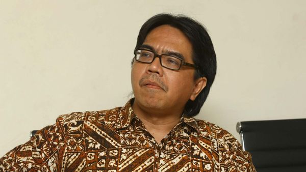 Lagi Ade Armando: Gerakan Hijrah Tidak Relavan dan Berbahaya untuk Indonesia