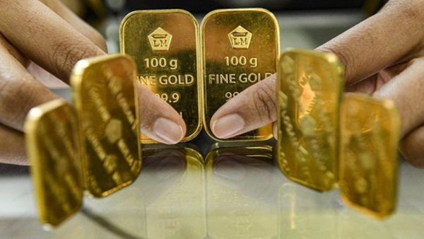 Waduh! Harga Emas Antam Hari Ini Turun Kembali Rp2.000