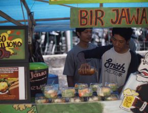 Menikmati Kuliner Lawas di Pasar Kangen Jogja