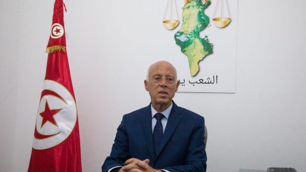 Presiden Tunisia Bubarkan Pemerintah dan Bekukan Parlemen, Kudeta?