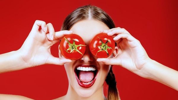 Cara Membuat Masker tomat untuk Kulit Wajah, Efektif Merawat Kulit Selama Physical Distancing
