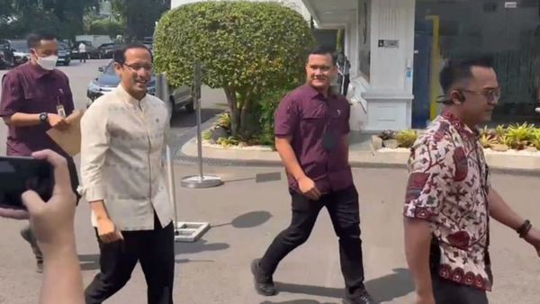 Jokowi Panggil Nadiem ke Istana, Bahas Soal Kenaikan UKT