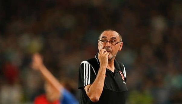 Sederet Pelatih Sepak Bola Luar Negeri hingga Dalam Negeri yang Punya Kebiasaan Unik
