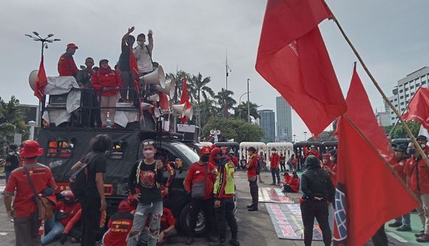 Partai Buruh ‘Geruduk’ Gedung DPR Hari Ini, Bawa 3 Tuntutan