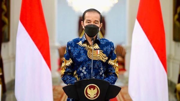 Teken Jokowi di PP Statuta UI Muluskan Rangkap Jabatan Rektor Ari Kuncoro