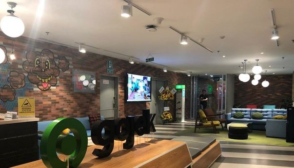 Gojek Dikabarkan Beli Saham Taksi Blue Bird Gojek Dikabarkan Beli Saham Taksi Blue Bird