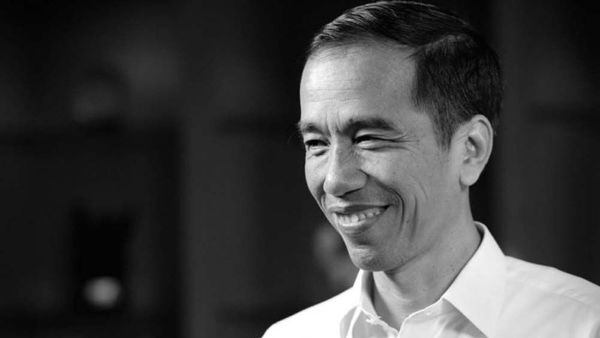 Bukan Utang yang Menumpuk, Rezim Presiden Jokowi Bisa Tumbang karena Krisis Sembako dan Energi
