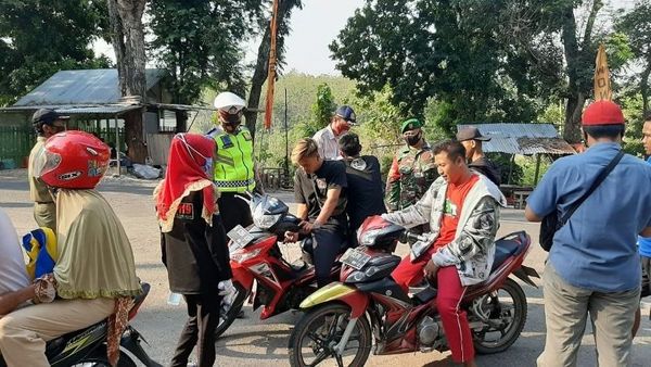 Berita Jateng: Pesepeda Ini Dihukum Bacakan Pancasila karena Tak Pakai Masker, Tapi tidak Hafal