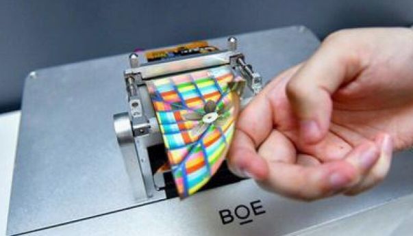 Apple Tak Jadi Pakai Layar OLED Buatan BOE untuk iPhone 12?