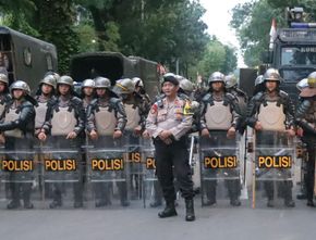 Polisi Kerahkan 588 Personel Kawal Demo Indonesia Gelap Hari Ini