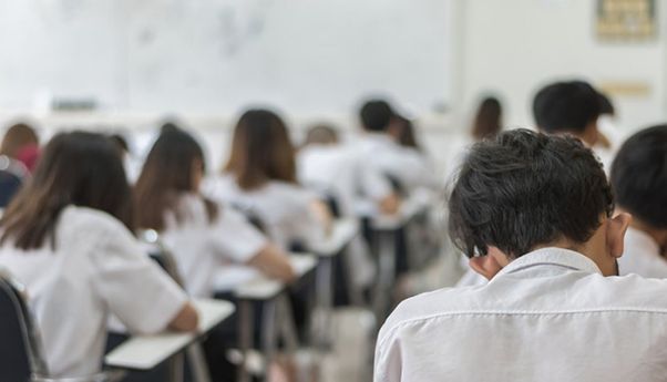 DPR Akan Masukkan Putusan MK soal Sekolah Gratis ke RUU Sisdiknas