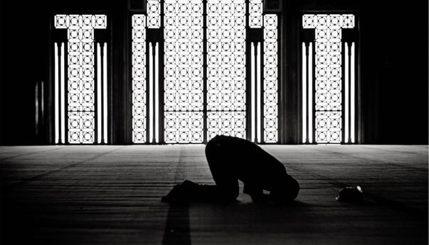 Tiga Ibadah Ringan yang Sering Disepelekan Padahal Berimbas Besar pada Puasa Kita