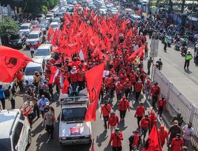 Ramai-ramai Daftar Pemilu 2024: PDI Perjuangan Bawa Rombongan Long March ke KPU