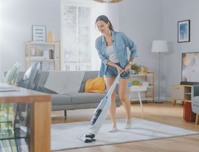 Hilangkan Bau Karpet Basah di Rumah, Begini Caranya!
