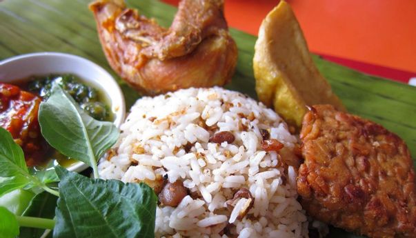 Berbagai Pilihan Makanan Khas Tasik Yang Sayang Untuk Dilewatkan