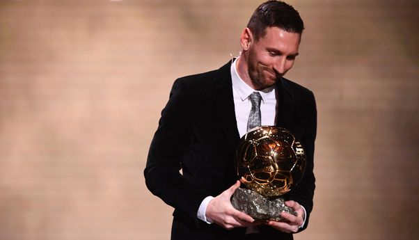 Patrick Evra: Lionel Messi Tak Layak Dapatkan Ballon d’Or 2021