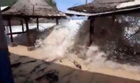 Berita Seputar Jateng: 37 Warung di Pantai Batam Sari Tegal Rusak Diterjang Ombak