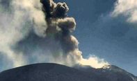 Gunung Ili Lewotolok Meletus, Tinggi Semburan Mencapai 700 Meter di Atas Puncak