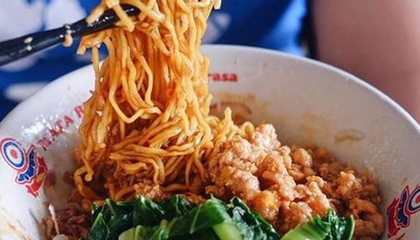 Berita Jogja: Pelanggan yang Ulang Tahun dapat Mie Ayam Gratis di Warung Gatot, Ini Syaratnya