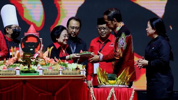 Jokowi Senang Megawati Sangat Berhati-hati Pilih Capres: Tidak Grasa ...