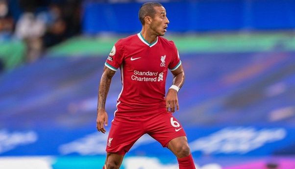 Jalani Debut Bersama Liverpool, Thiago Alcantara Pecahkan Rekor Umpan Sukses Terbanyak di Liga Inggris