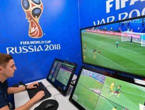 Pro Kontra Teknologi Var dalam Sepak Bola