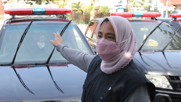 Ngerinya Angka Kematian Covid di Surabaya, Sampai Kendaraan Dinas Saja Dimodif Jadi Mobil Jenazah