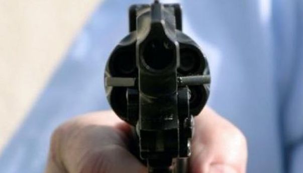 Geger! Bawa Senjata Api, Pria Bertato Rampok Minimarket di Temanggung