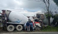 Kesaksian Warga Soal Truk Cor Semen Terlibat Kecelakaan di Jalan Raya Karangpandan – Ngargoyoso