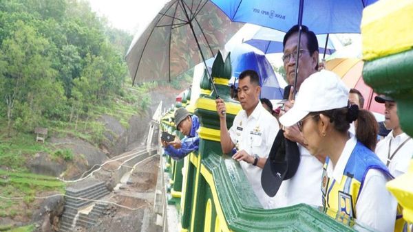 Sri Sultan HB X Resmikan Jalan dan Jembatan Ruas Tawang-Ngalang Gunungkidul