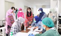Datangi Klinik di Solo dengan Rambut Terurai, Selvi Ananda Minta Jaga Jarak Kehamilan