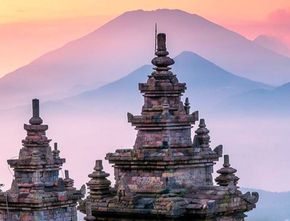 7 Destinasi Wisata Indonesia yang Identik dengan Angka 9