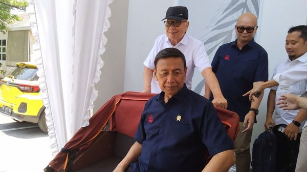 Wiranto Sebut 500 Becak Listrik Bakal Dibagikan Secara Bertahap di Seluruh Indonesia