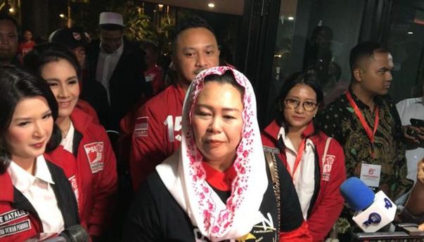 Soal Peluang Cawapres, Yenny Wahid Akan ke Makam Gus Dur: Nunggu Petunjuk Bapak