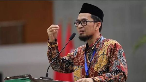 Ustaz Adi Hidayat Angkat Bicara soal Isu Gantikan Gus Miftah sebagai Utusan Khusus Presiden