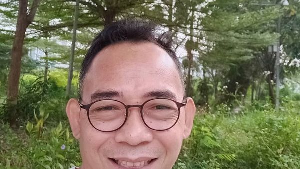 Eko Kuntadhi Kritik MUI Soal Yahya Waloni: Bikin Sertifikasi, Sekarang Sendal Jepit Saja Bisa Jadi Penceramah