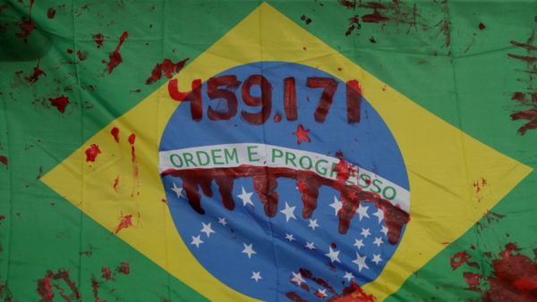Warga Brasil Pukul Panci untuk Protes Buruknya Penanganan Covid-19