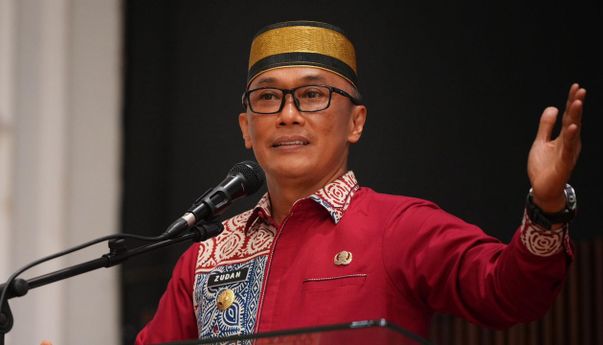 Pj Gubernur Sulsel Zudan Fakrulloh Siapkan Beasiswa S3 untuk Guru Berprestasi