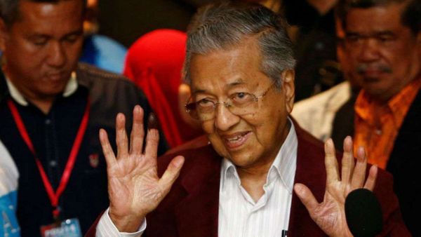 Di Usia 94 tahun, Mahathir Mohamad Mundur dari PM Malaysia