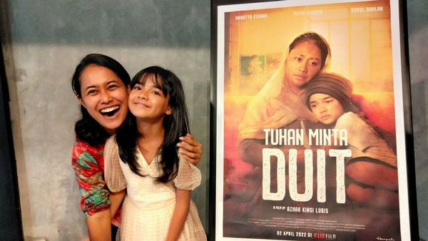 Pas Buat Ramadhan, 3 Alasan Kamu Harus Tonton Film Tuhan Minta Duit dari Putri Ayudya