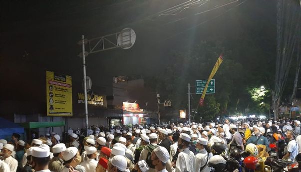 PA 212: Pulangnya Habib Rizieq Hilangkan Covid-19 di Indonesia
