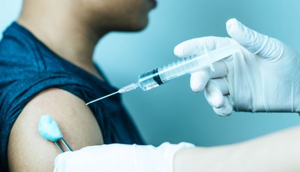 Tak Pandang Lagi Usia! Pemerintah Resmi Beri Sanksi Bagi Lansia Tolak Vaksin