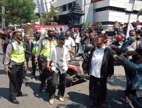 Silaturahmi KAMI di Surabaya Ditentang Warga, Gatot Nurmantyo Batal Hadir